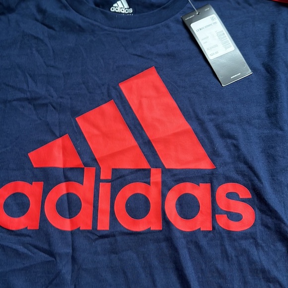 NEW! Boys, Adidas top new size extra large - Picture 2 of 4